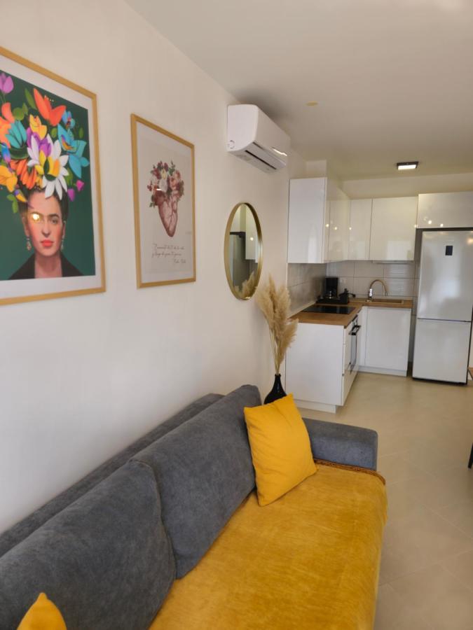 Frida- Free Private Parking Apartamento