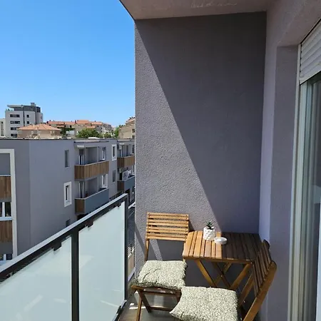 Frida- Free Private Parking Apartment Split Exterior photo